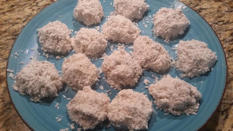 Coconut Snowball Bites (Bombs)