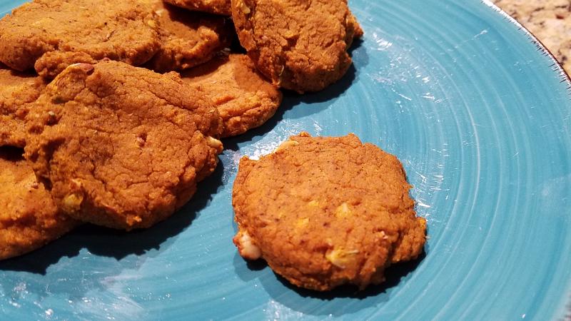 Sweet 'n Spicy Pumpkin Cookies