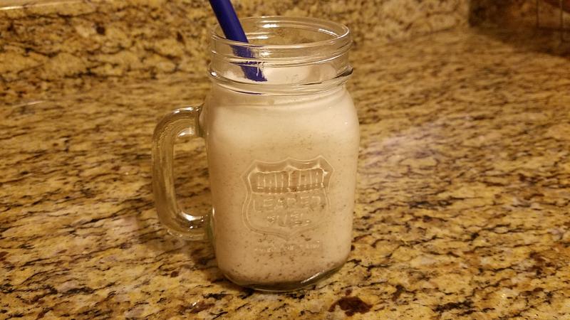 Cinnamon Bun Protein Milkshake
